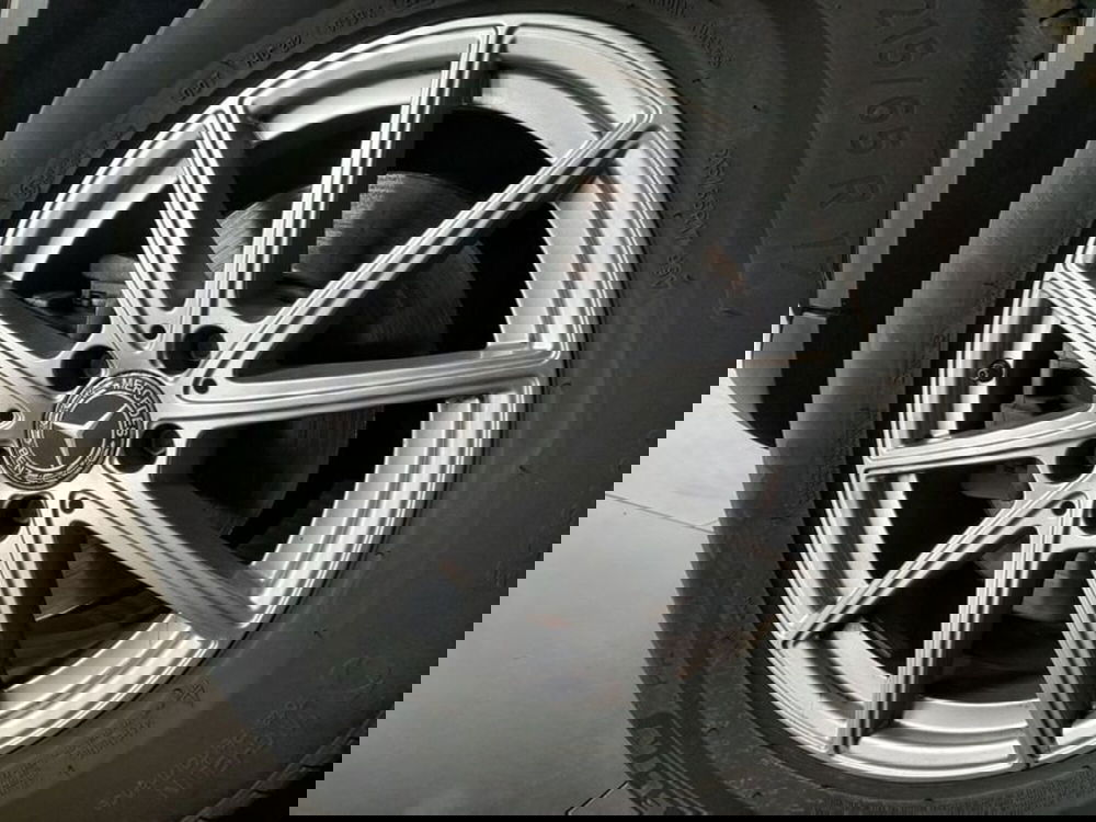 Mercedes-Benz GLA SUV usata a Napoli (6)