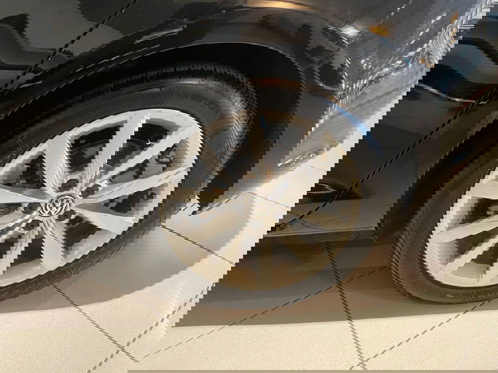 Volkswagen Golf usata a Genova (16)