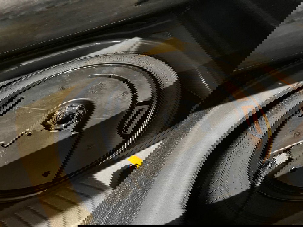 Volkswagen Taigo usata a Genova (11)