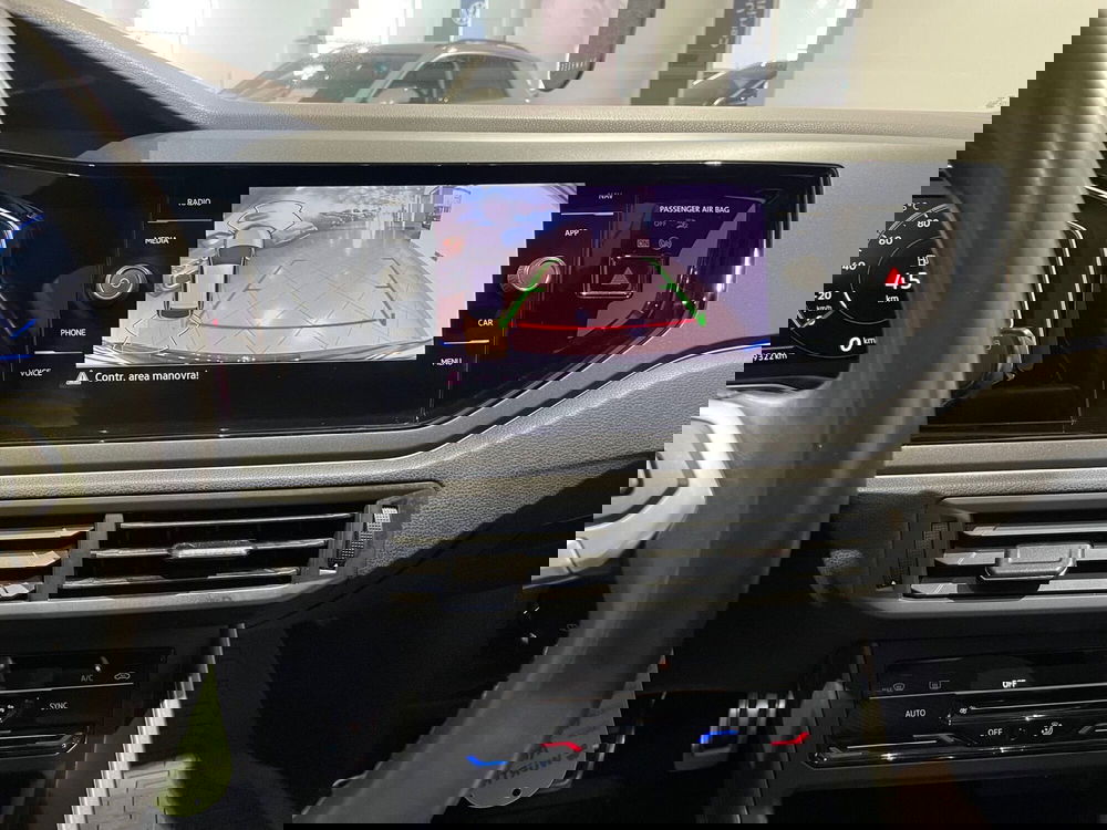 Volkswagen Taigo usata a Genova (16)