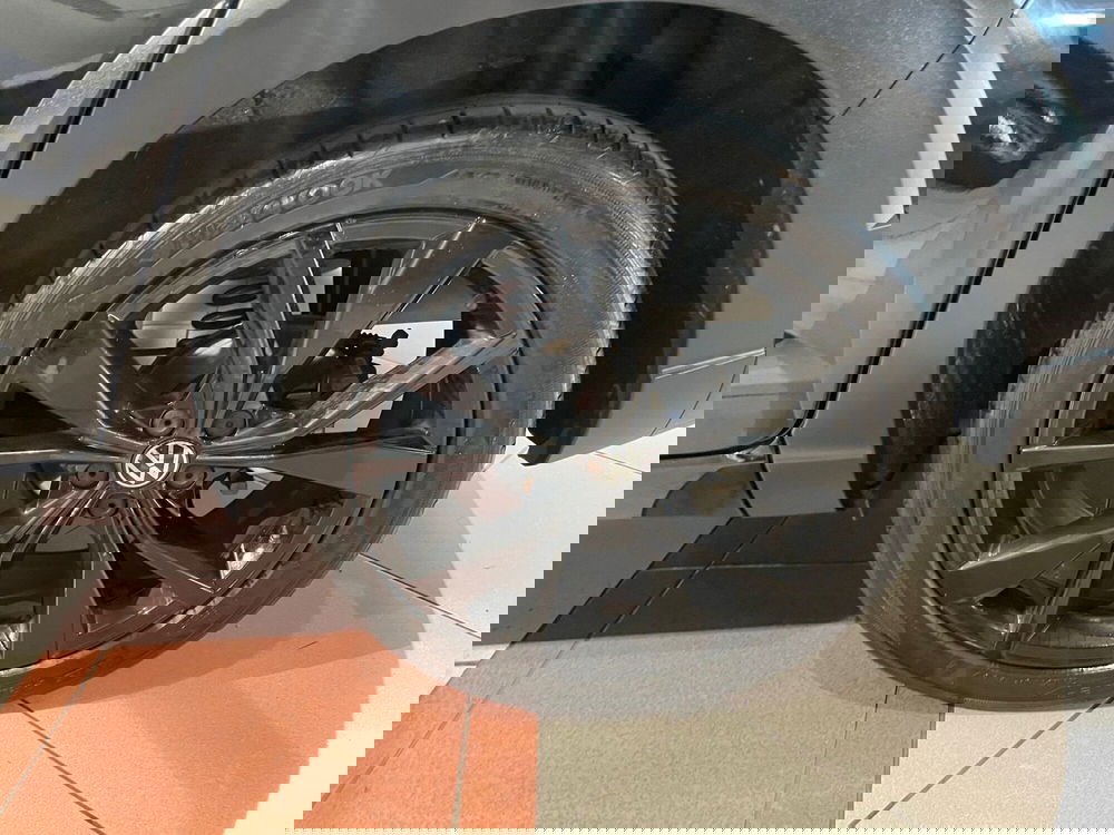 Volkswagen Taigo usata a Genova (17)