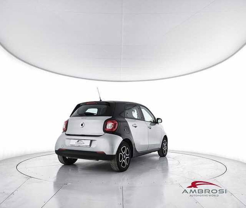 smart forfour usata a Viterbo (3)