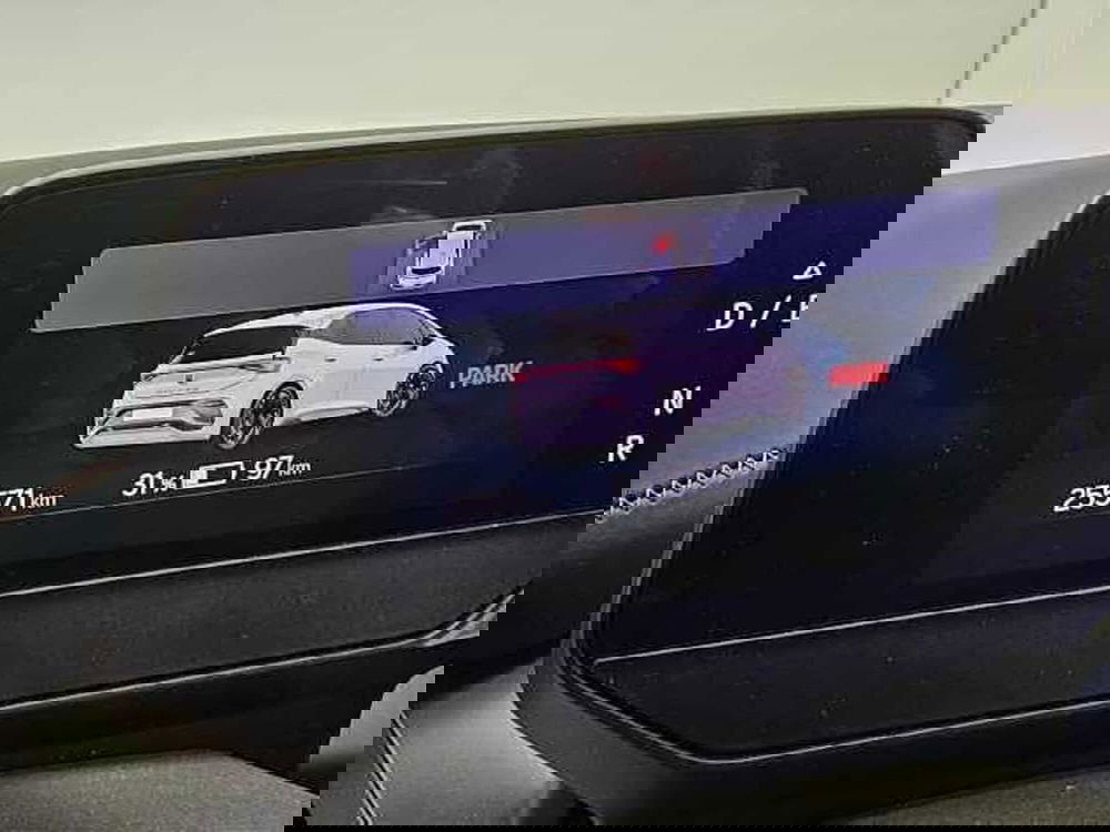 Cupra Born usata a Lecco (12)