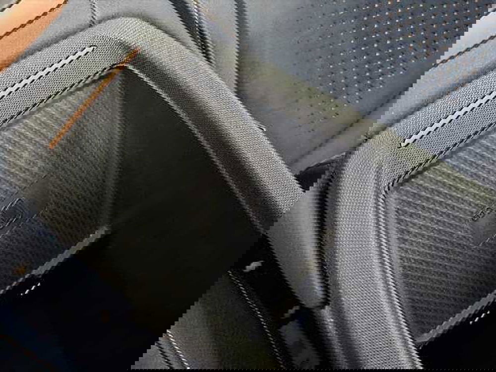 Cupra Born usata a Lecco (19)