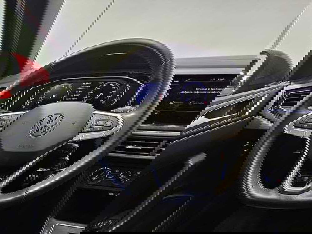 Volkswagen Taigo usata a Lecco (8)