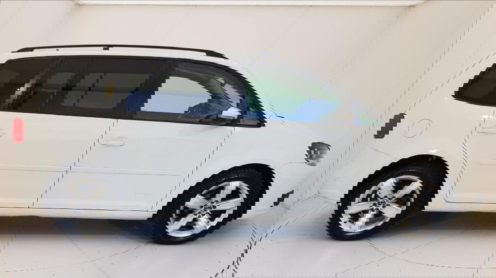 Volkswagen Touran usata a Lucca (7)