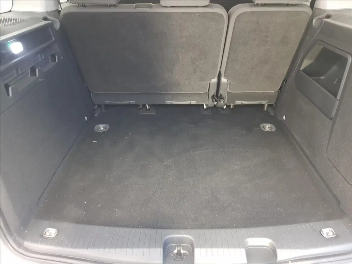 Volkswagen Caddy usata a Lucca (15)
