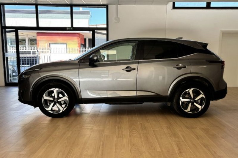 Nissan Qashqai usata a Latina (3)