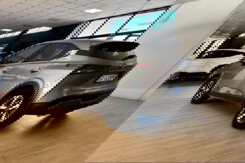 Nissan Qashqai usata a Latina (4)