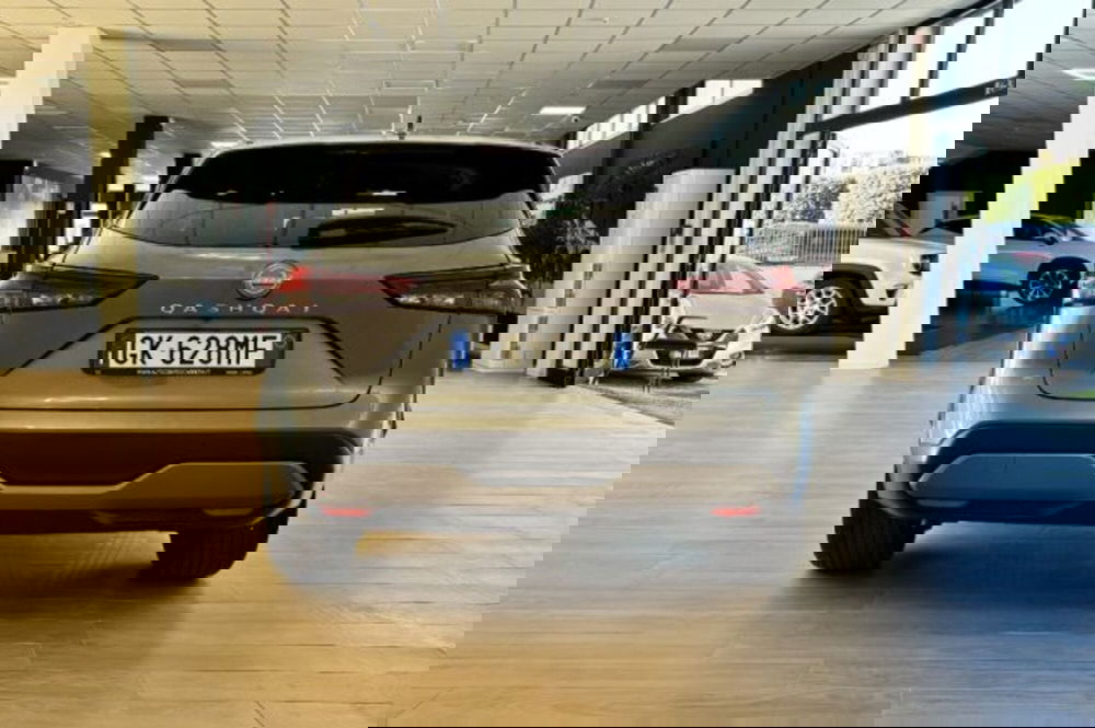 Nissan Qashqai usata a Latina (5)