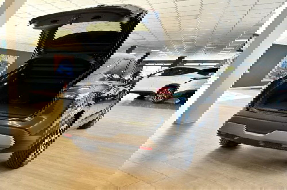 Nissan Qashqai usata a Latina (7)