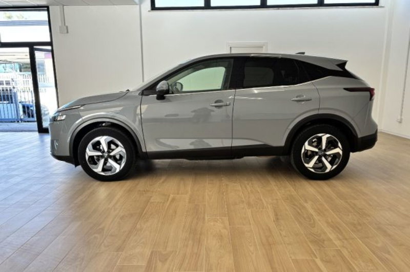 Nissan Qashqai usata a Latina (4)