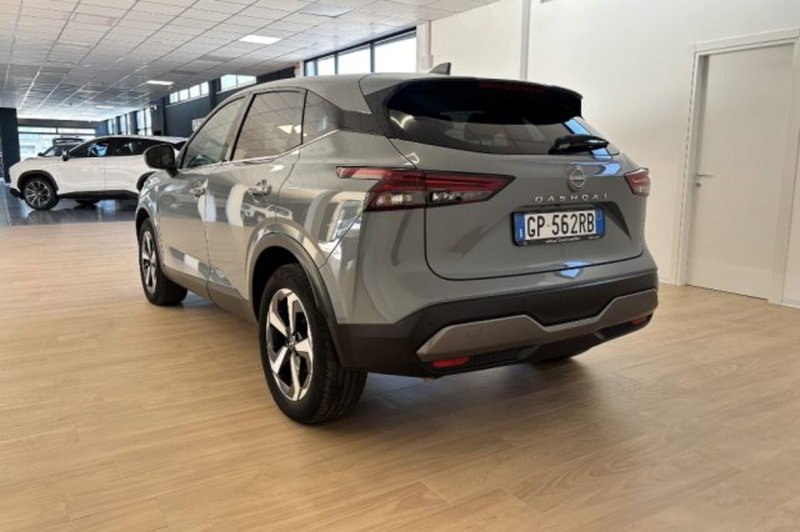 Nissan Qashqai usata a Latina (5)