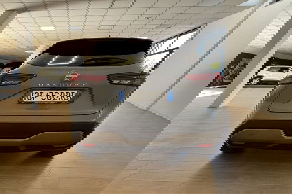 Nissan Qashqai usata a Latina (6)