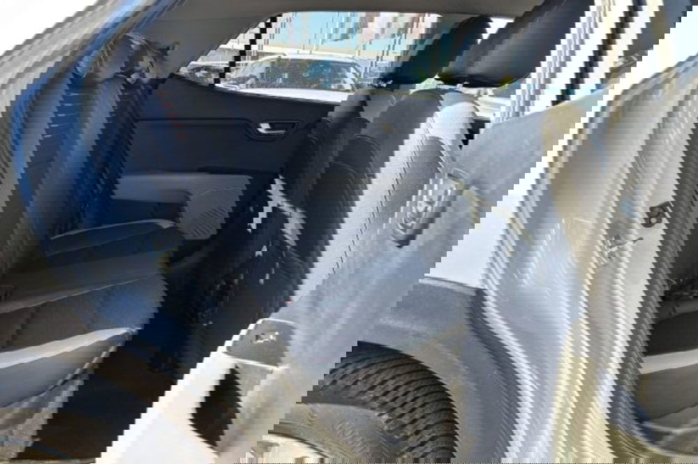 Kia Stonic usata a Latina (10)