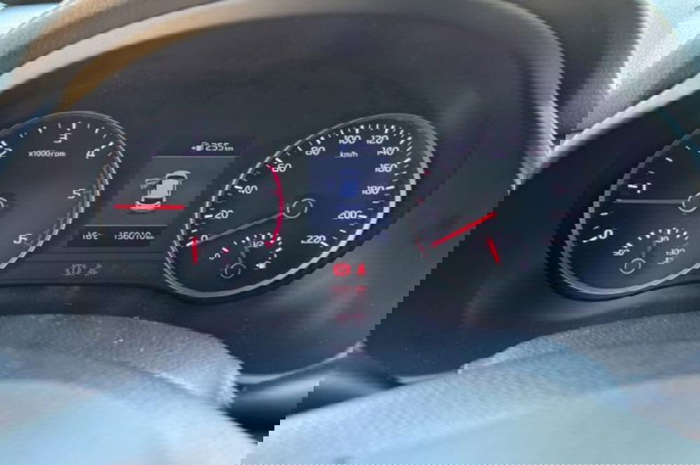 Kia Stonic usata a Latina (13)