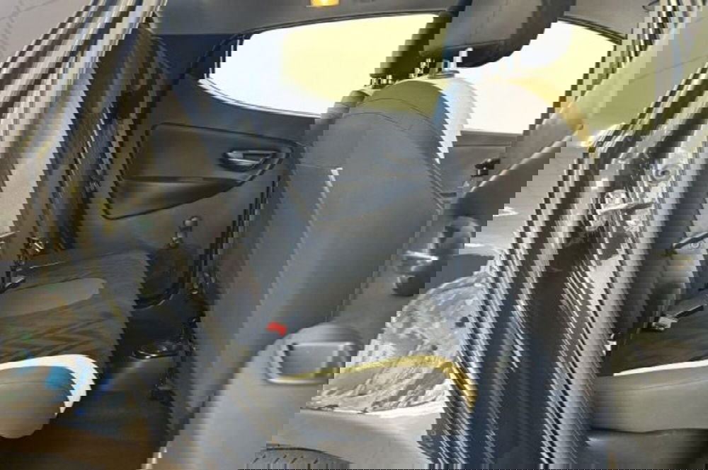 Lancia Ypsilon usata a Latina (10)