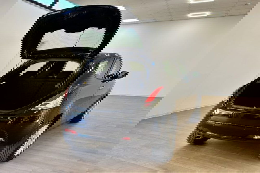 Lancia Ypsilon usata a Latina (7)