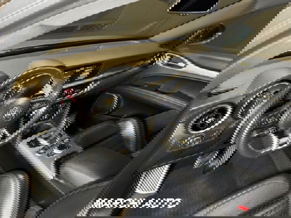 Alfa Romeo Stelvio usata a Perugia (10)