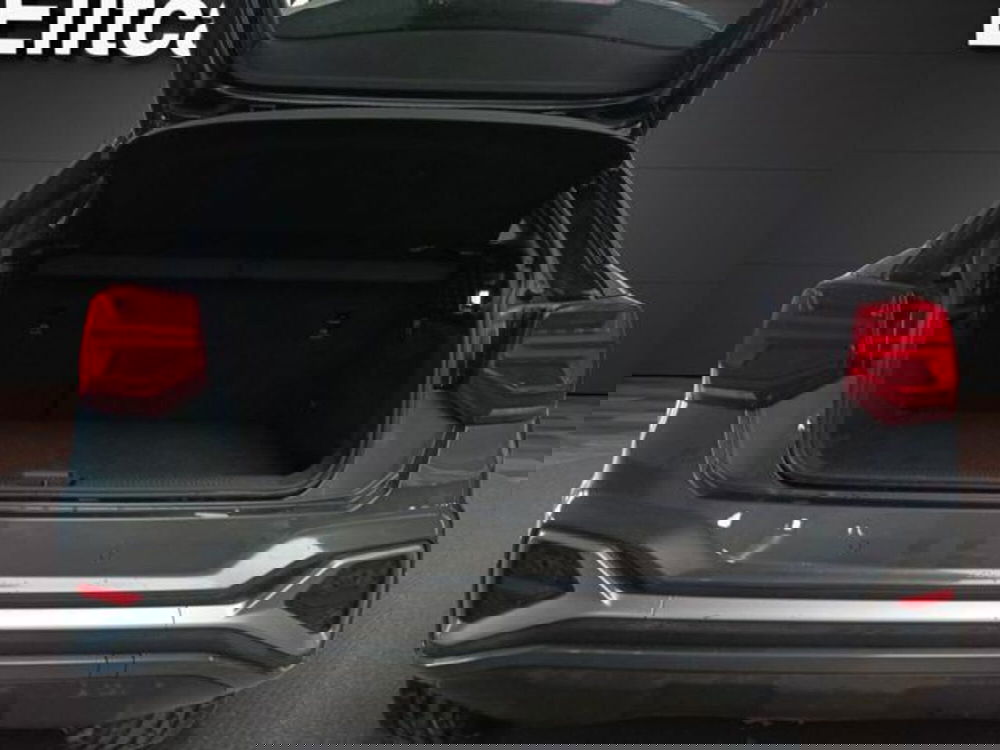 Audi Q2 usata a Milano (18)