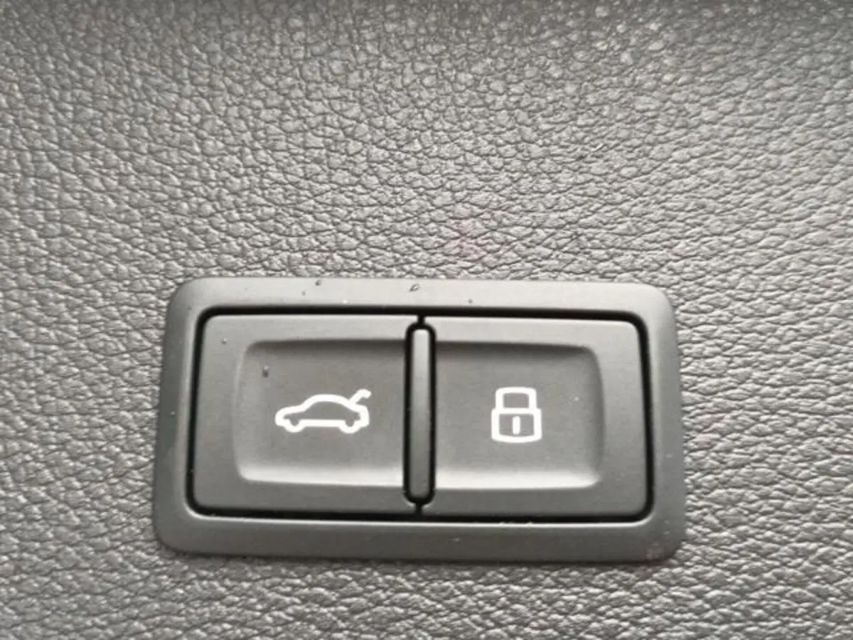 Audi Q2 usata a Milano (19)