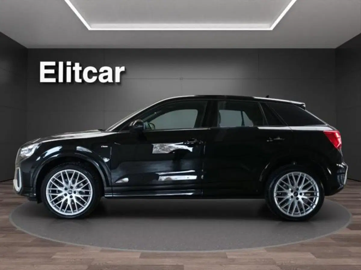 Audi Q2 usata a Milano (8)