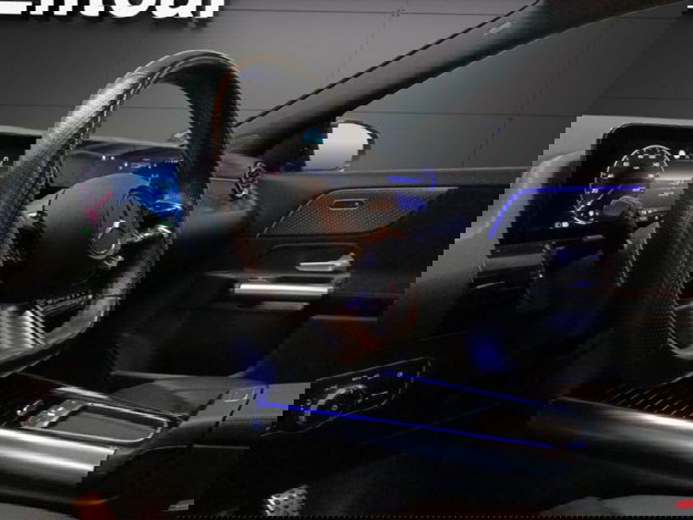 Mercedes-Benz GLA SUV usata a Milano (11)