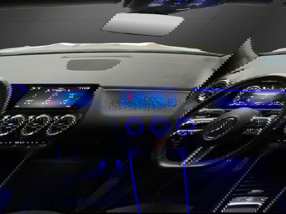 Mercedes-Benz GLA SUV usata a Milano (12)