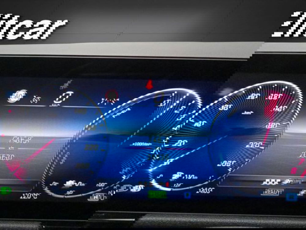 Mercedes-Benz GLA SUV usata a Milano (19)