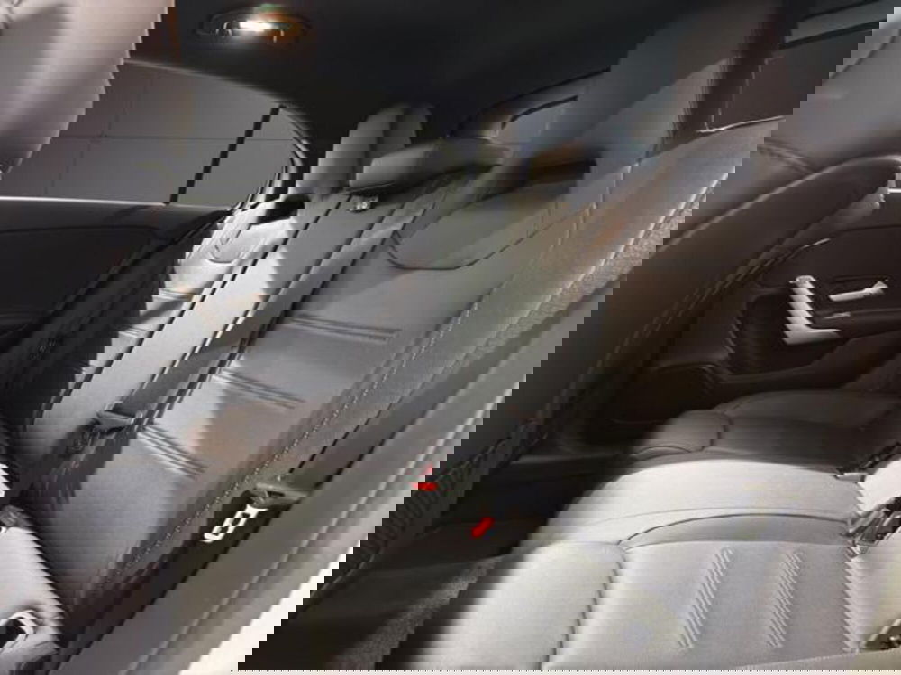 Mercedes-Benz Classe A usata a Milano (11)