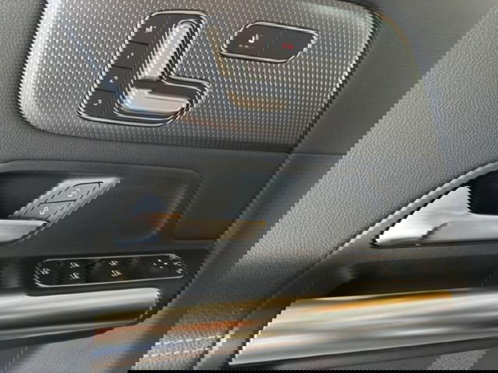 Mercedes-Benz GLA SUV usata a Milano (11)