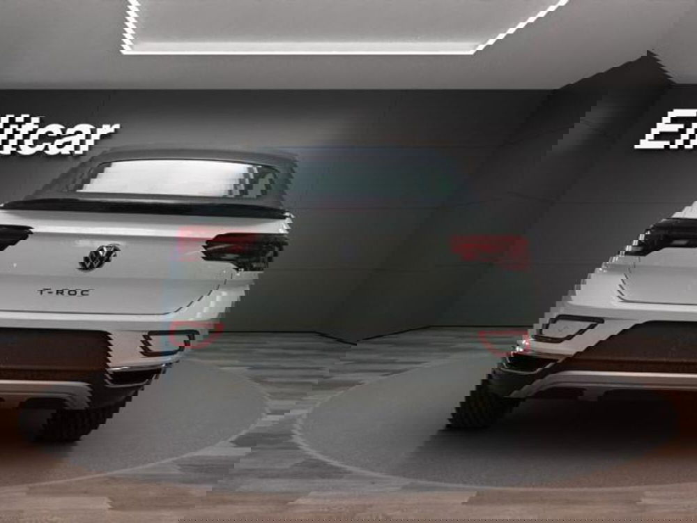 Volkswagen T-Roc Cabrio nuova a Milano (4)