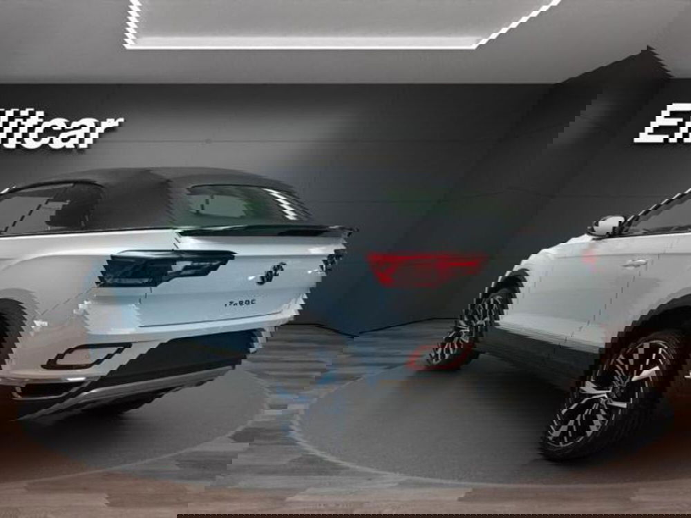 Volkswagen T-Roc Cabrio nuova a Milano (6)