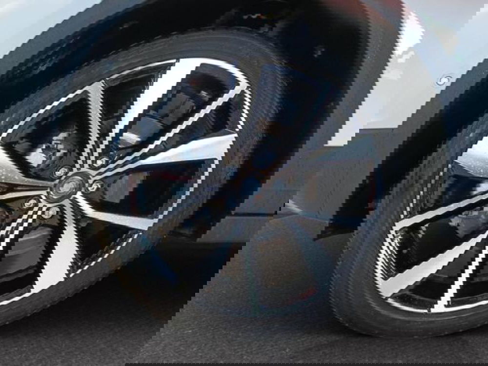 Volkswagen T-Roc Cabrio nuova a Milano (7)