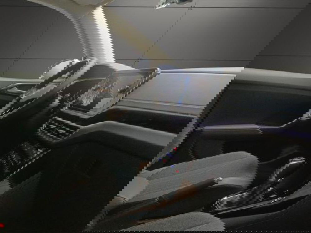 Volkswagen T-Cross nuova a Milano (12)