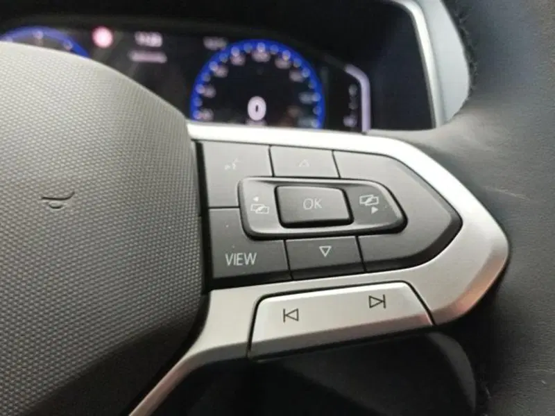 Volkswagen T-Cross nuova a Milano (13)