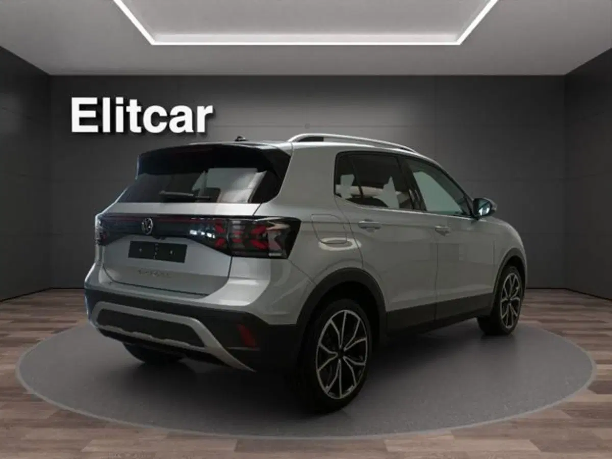Volkswagen T-Cross nuova a Milano (7)