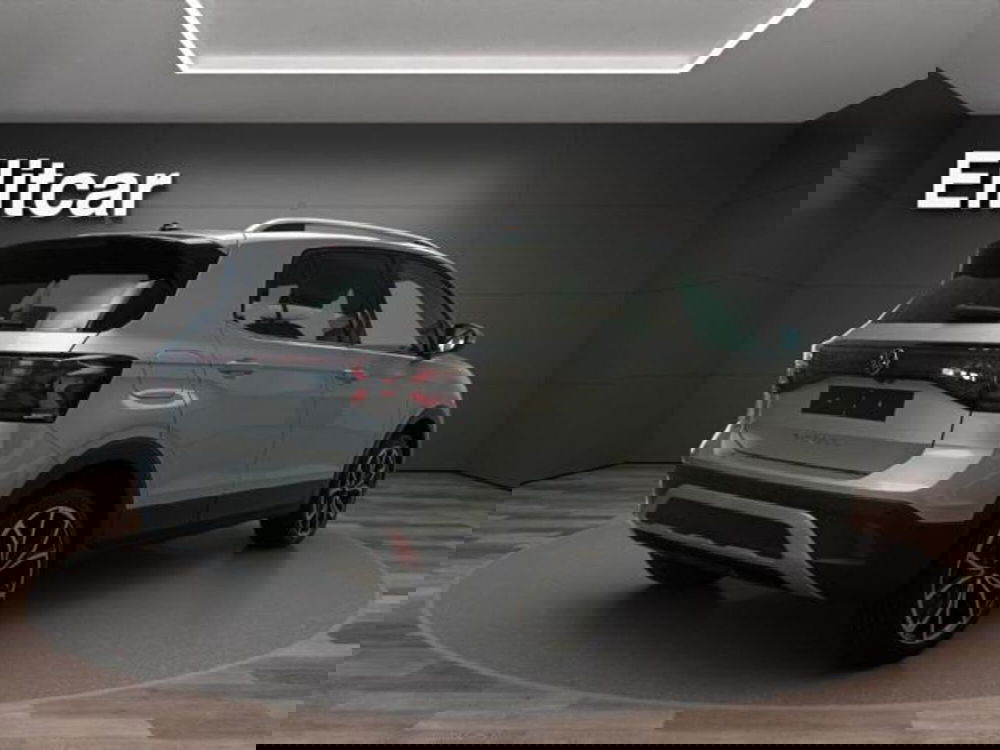 Volkswagen T-Cross nuova a Milano (7)