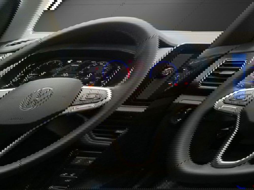 Volkswagen T-Cross nuova a Milano (8)