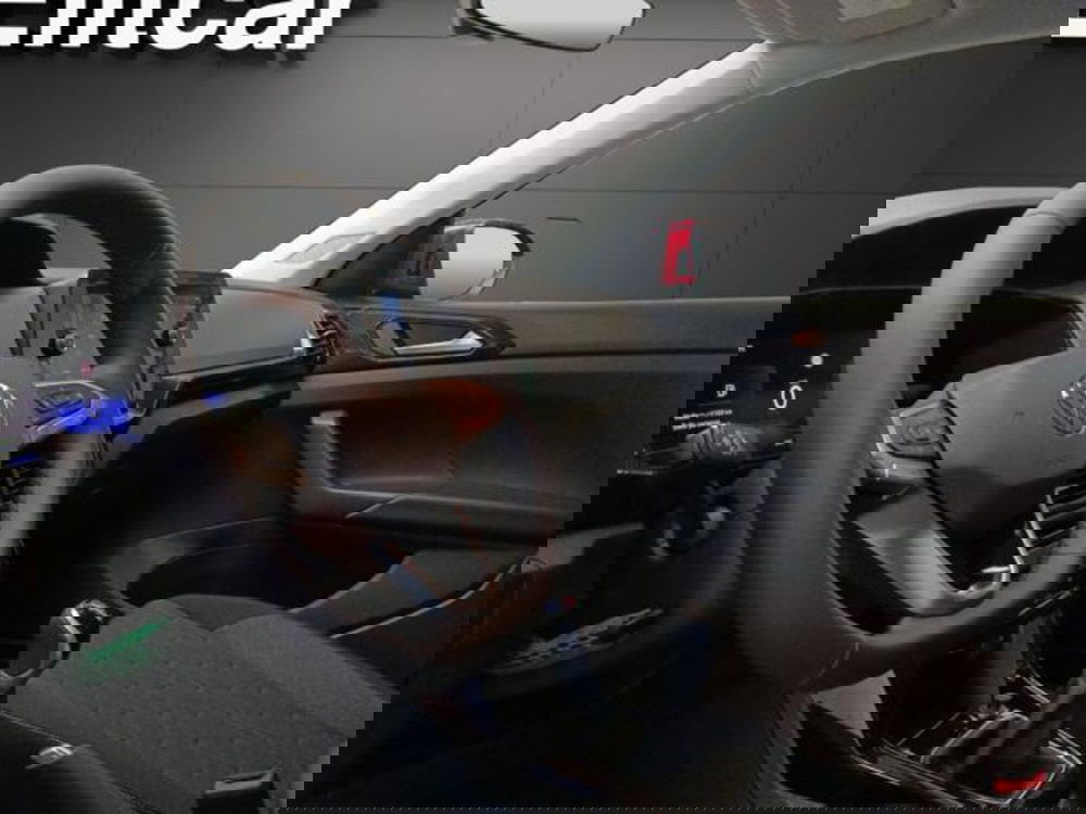 Volkswagen T-Cross nuova a Milano (12)