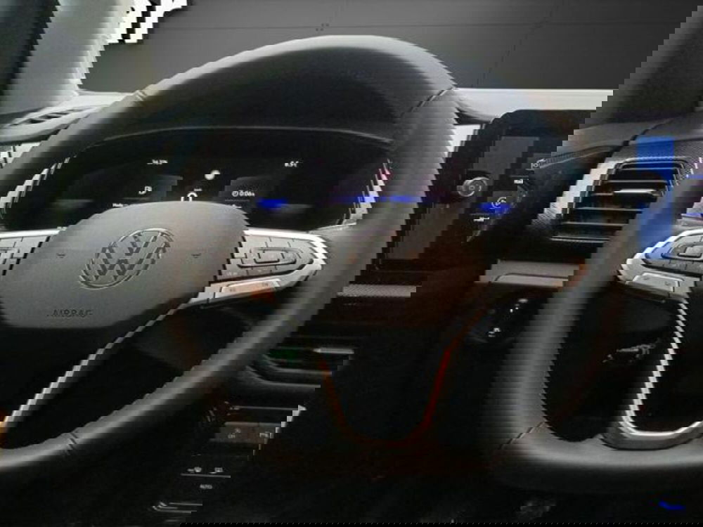 Volkswagen T-Cross nuova a Milano (9)