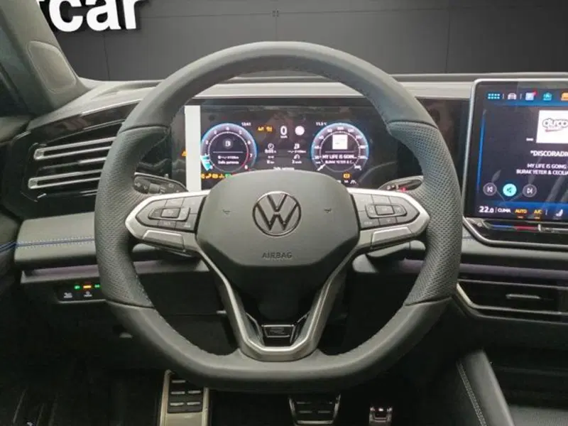 Volkswagen Tiguan nuova a Milano (13)