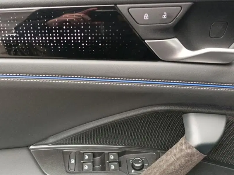 Volkswagen Tiguan nuova a Milano (14)