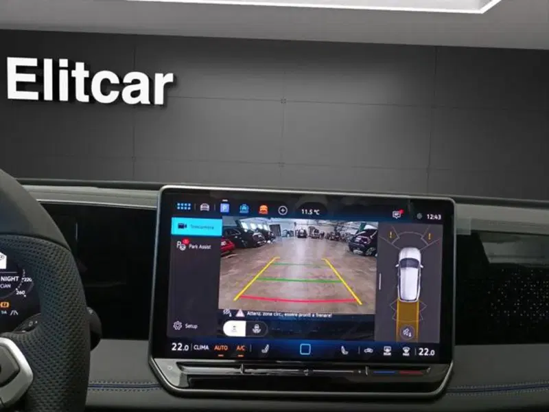 Volkswagen Tiguan nuova a Milano (15)