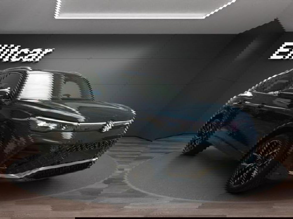 Volkswagen Tiguan nuova a Milano (4)