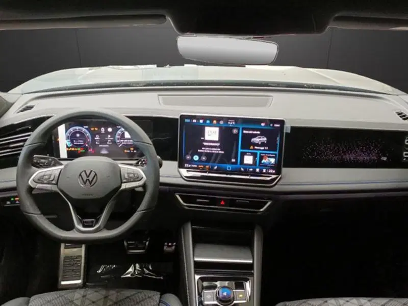 Volkswagen Tiguan nuova a Milano (7)