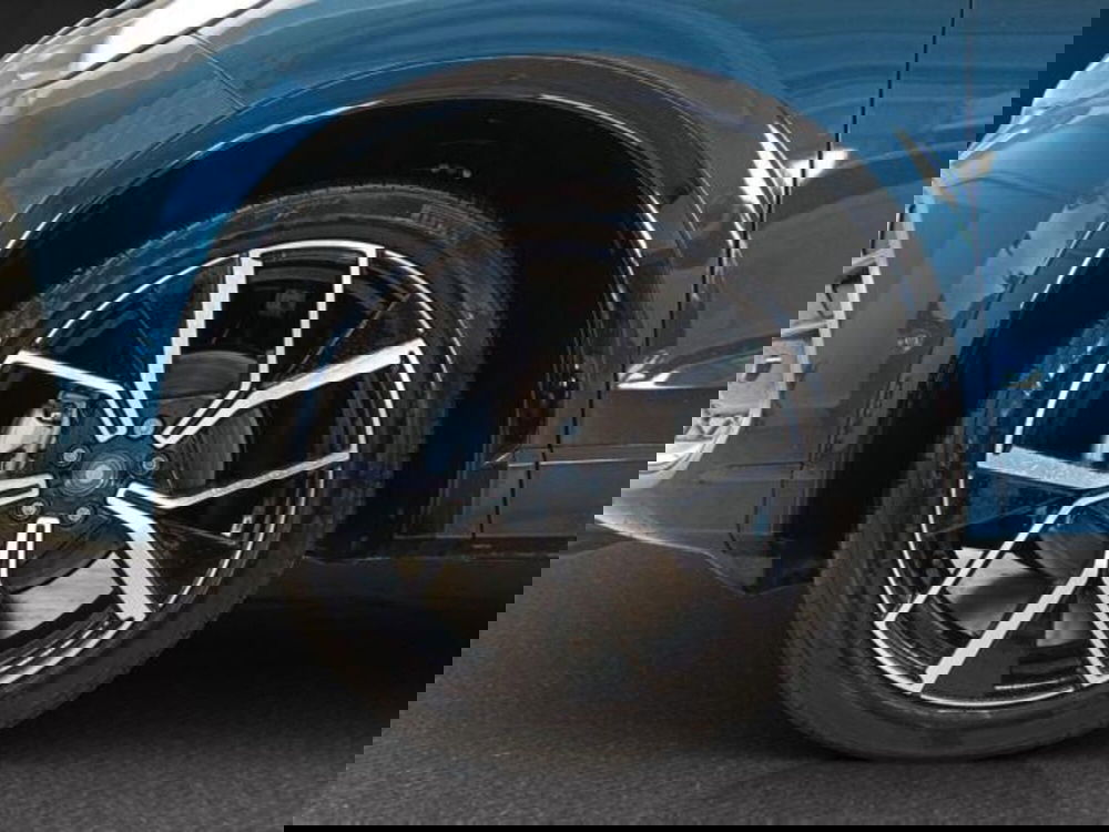 Volkswagen Tiguan nuova a Milano (8)