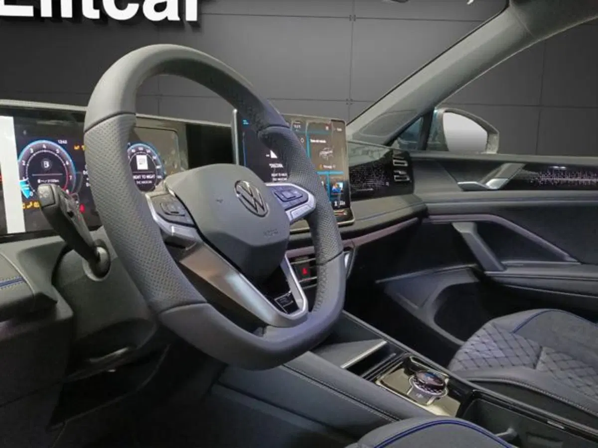 Volkswagen Tiguan nuova a Milano (9)