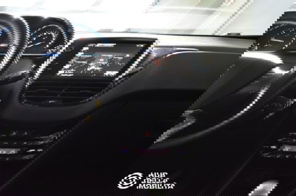 Peugeot 2008 usata a Perugia (16)