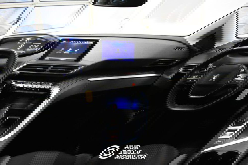 Peugeot 5008 usata a Perugia (10)